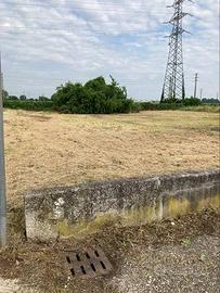 Immobile in asta di 1078 m² a Curtatone