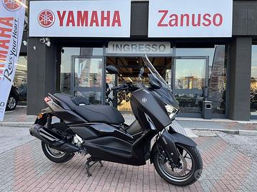 Yamaha X-Max 300 TECH + pochissimi km