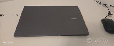 PC SAMSUNG BOOK 4