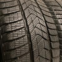 245/45 R19 Pirelli invernali nuove