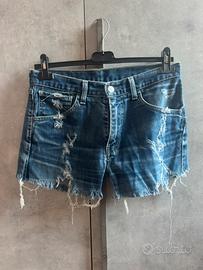 Pantaloncini levis