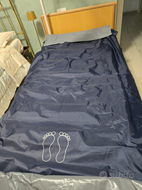 Letto ortopedico con materassino antidecubito