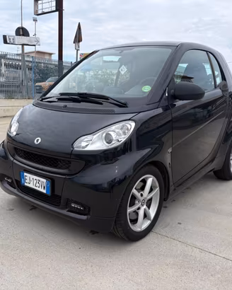 Smart ForTwo 1000 52 kW coupé pure