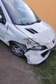 auto incidentata