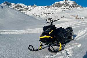 Skidoo summit 850