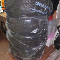 cerchi in lega più pneumatici invernali 255/55 R18