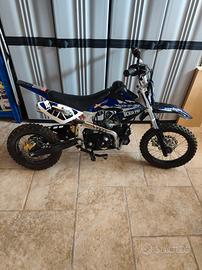 Pit bike