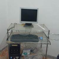 mobile di acciaio porta PC