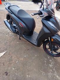 Honda SH 350 sport
