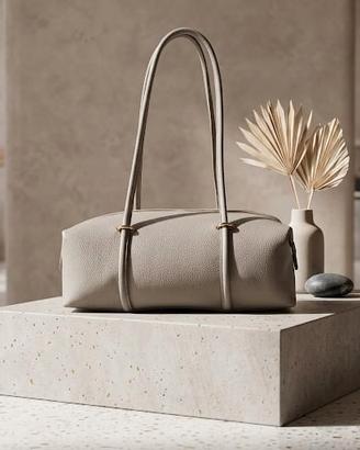 BORSA CON MANICI LUNGHI / VERA PELLE 