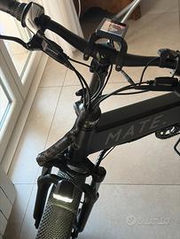Bicicletta elettrica Mate X