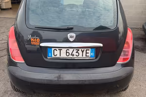 lancia Y 1.2 benzina OK NEOPATENTATI