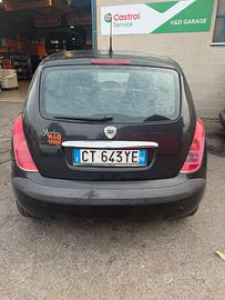 lancia Y 1.2 benzina OK NEOPATENTATI