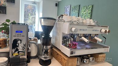 Macchina caffè+ macinino