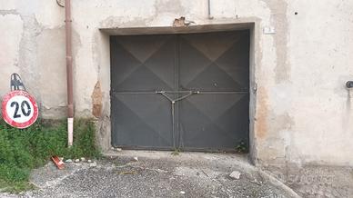 Locale commerciale o garage