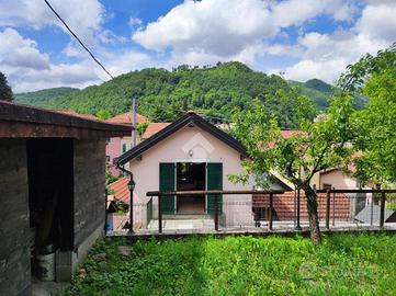CASA INDIPENDENTE A MONTOGGIO
