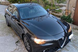 Alfa Romeo Giulia 2.2 180Cv MT6