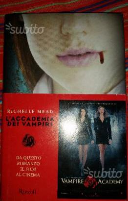 L'Accademia Dei Vampiri