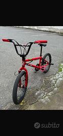 Bici bmx declhaton