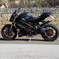 Ducati streetfighter