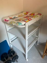 Fasciatoio in legno in perfette condizioni