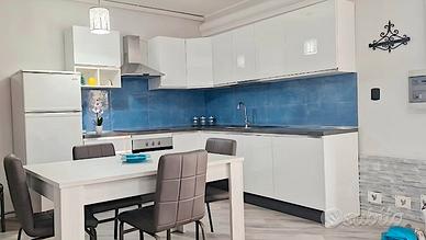 POMEZIA BILOCALE ARREDATO SPESE iNCLUSE