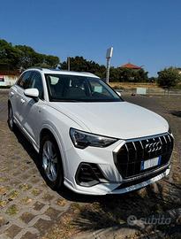 Audi Q3 S line