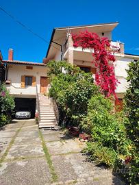 Casa Semi-Indipendente con Doppio Ingresso - 3 Liv