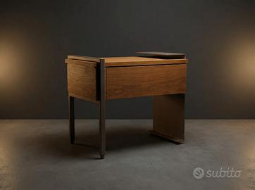 Comodino Moderno in Rovere con Struttura in Metall
