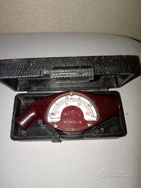 manometro d epoca Michelin 