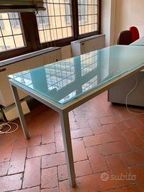 Varie scrivanie metallo e vetro