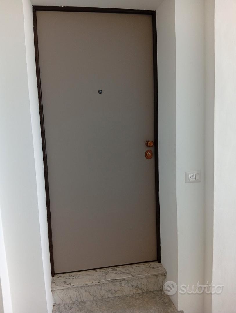 Appartamento in Mirafiori Nord, foto 2 di 6