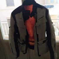 Accessori e abbigliamento moto 