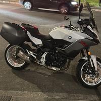 BMW F900 XR