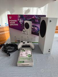Xbox Series S + Controller + Batterie ricaricabili