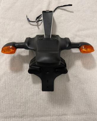 Portatarga e frecce originali Yamaha R6 2006/2007