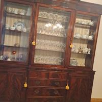 Credenza in stile
