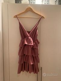 vestito rosa cipria balze