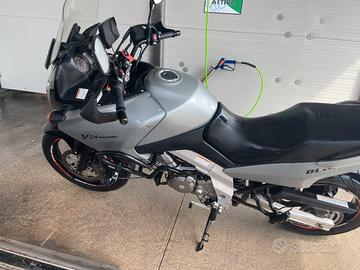 V strom 650 DL  2004