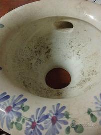 Antica Sputacchiera in Ceramica - Decori Floreali