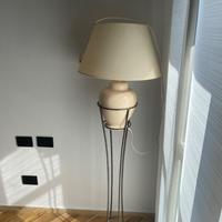 Lampada con piantana