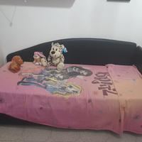 Letto con contenitore  in ecopelle 