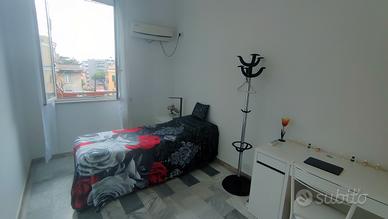 Camera singola Metro Furio Camillo