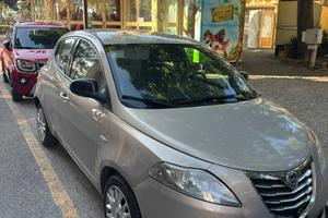 Lancia ypsilon 95 cavalli multijet diesel.