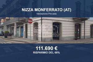 Immobile in asta di 660 m² a Nizza Monferrato