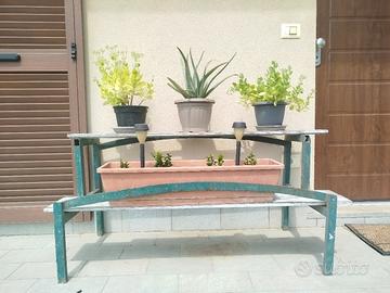 Fioriera grande in ferro e legno 
