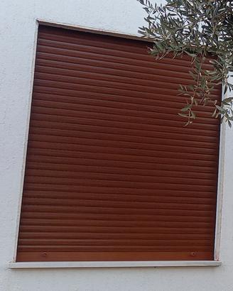 Tapparelle oscurati in alluminio color effetto leg