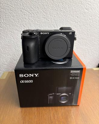 Sony Alpha A6600 - Mirrorless APS-C + 3 batterie