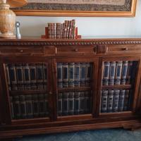 mobile con enciclopedia Treccani