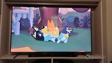 TV smart 82 pollici
